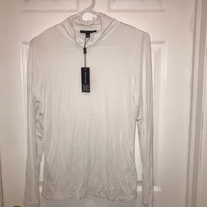 NWT Cable & Gauge White Turtleneck